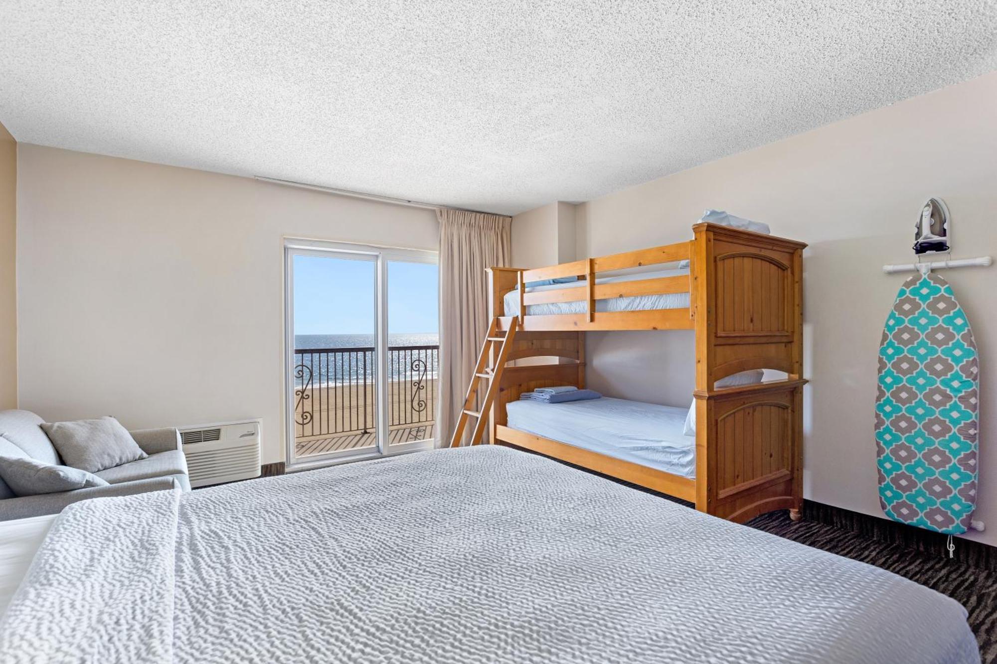 Americana Motor Inn On Boardwalk Ошен Сити Экстерьер фото