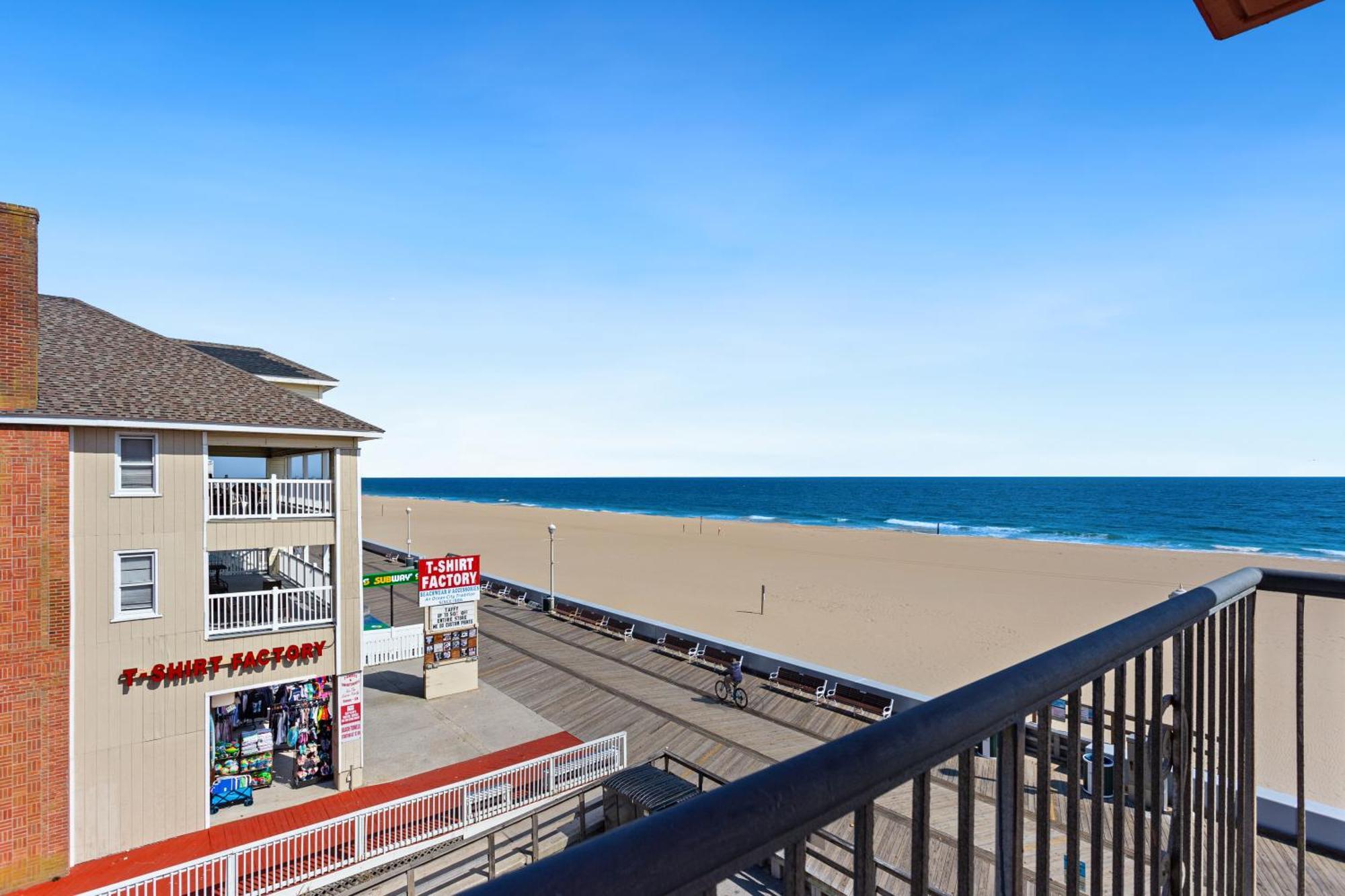 Americana Motor Inn On Boardwalk Ошен Сити Экстерьер фото